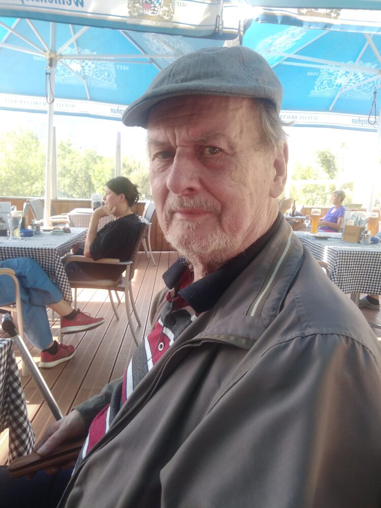 In Memoriam Andreas Aichinger