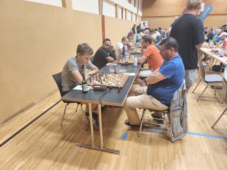 Zwischenbericht 1. Schachturnier Senn Gruppe Open Kufstein